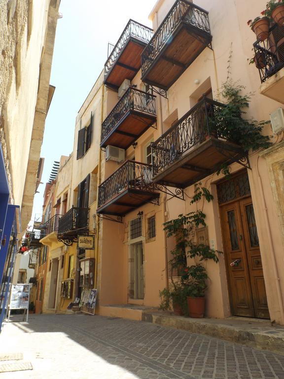 Fivos Pension Chania  Buitenkant foto