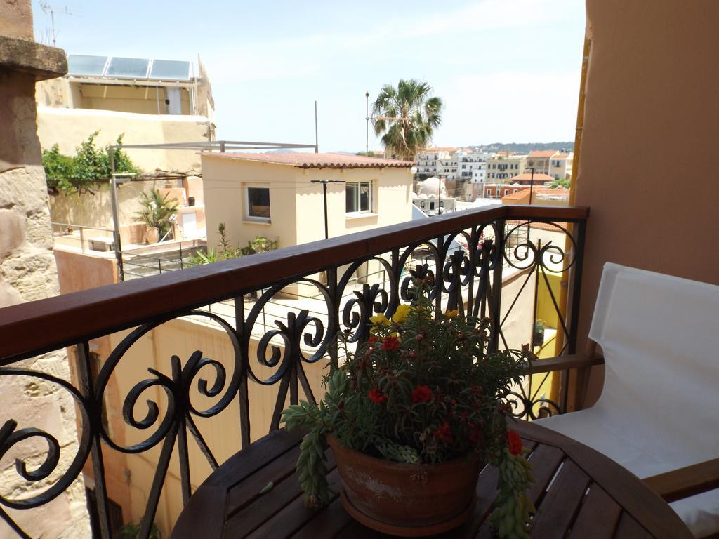Fivos Pension Chania  Buitenkant foto