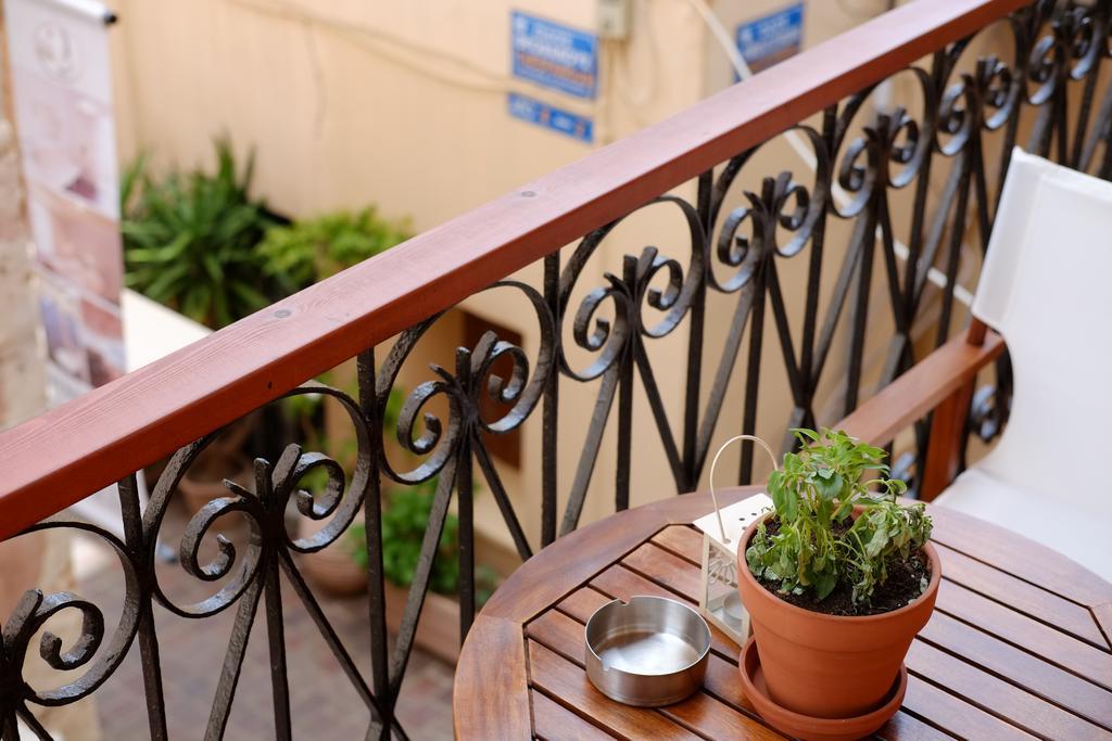 Fivos Pension Chania  Buitenkant foto